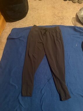 DSG Men's Black Jogger Sweatpants